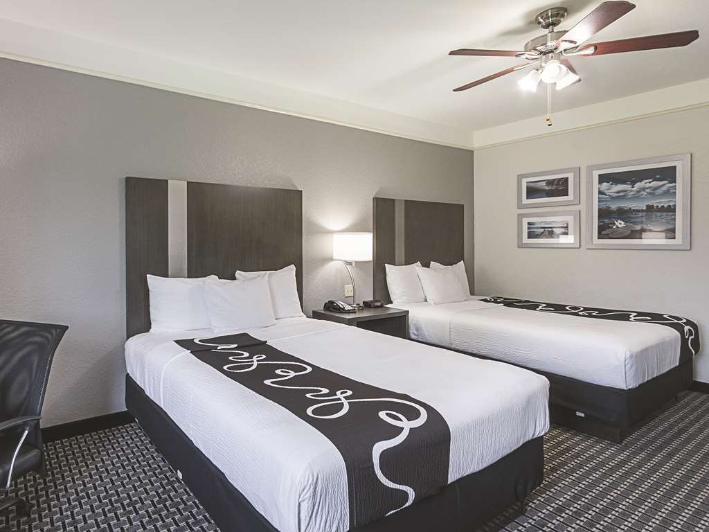 La Quinta By Wyndham Conroe Hotel Bilik gambar